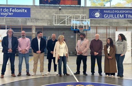 Autoritats al pavelló Guillem Timoner de Felanitx