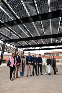 El Govern enllesteix al CEIP Son Oliva el primer refugi climàtic escolar amb energia solar