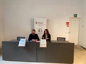 Gairebé cent persones comencen nous cursos de català per a la integració social
