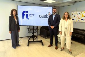 La CAEB i Fi Group renoven l’acord per assessorar les pimes en finançament i innovació