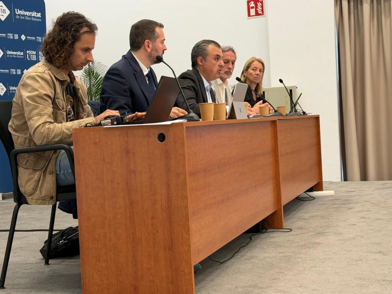 Educació anuncia una formació intensiva del programa de gestió Llull a finals d’abril