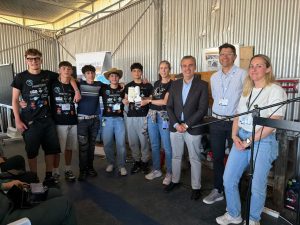 Alumnes de les Illes Balears completen el desafiament espacial amb el llançament de minisatèl·lits