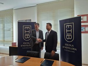 L’Escola d’Hoteleria de les Illes Balears i Les Roches col·laboren per potenciar l’excel·lència