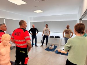 Cinquanta docents de secundària de les Illes Balears reben formació en reanimació cardiopulmonar