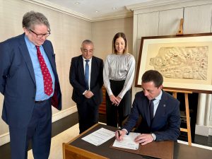 El Consell de Mallorca compra a Londres la carta portolana de Pere Rossell de l’any 1447