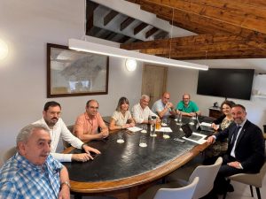 El Govern presenta set convocatòries d’ajudes per al transport amb deu milions d’euros