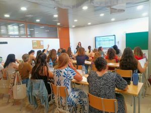 La Conselleria forma 30 nous professionals per agilitzar les valoracions de dependència