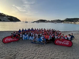 El RCD Mallorca i Coca-Cola recullen 30 quilos de residus al Port de Sóller