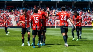 El RCD Mallorca i el Villarreal empaten a un en un duel vibrant a Son Moix