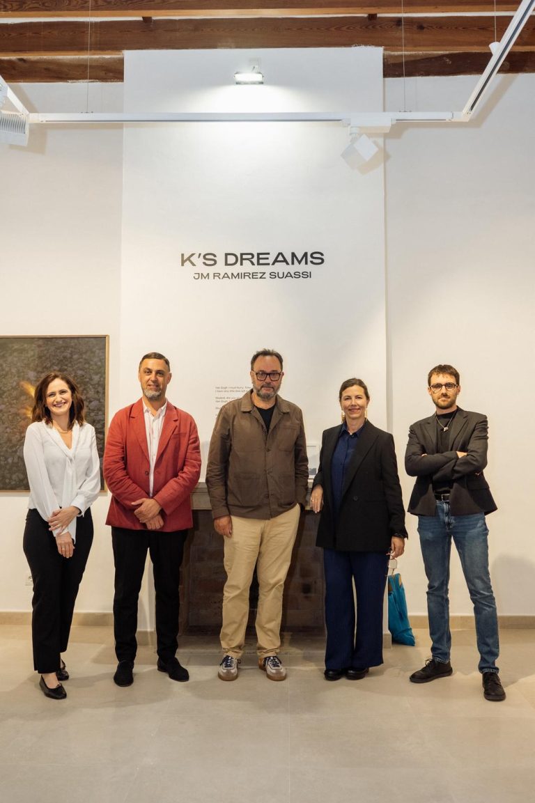Santanyí inaugura les exposicions de JM Ramírez Suassi i Pau Aguiló a Ses Cases Noves
