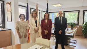 Salut i AstraZeneca s’alien per impulsar la recerca i la innovació sanitària a les Balears