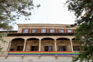 El Govern penjarà la bandera LGTBI al Consolat de Mar i a les conselleries