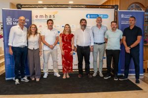 Més de 300 persones assisteixen a la ponència de Patri Psicóloga a Calvià