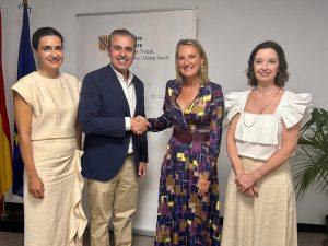 Educació i Treball signen un conveni per impulsar la formació professional de treballadors