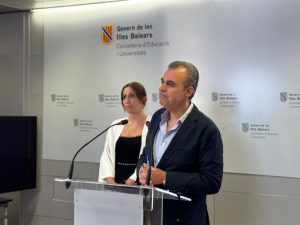 Educació oferirà 2.417 places per a funcionaris interins a partir del 14 de juliol