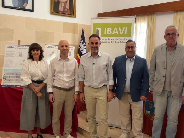 Ferreries tindrà cinquanta nous habitatges de protecció pública després de quinze anys