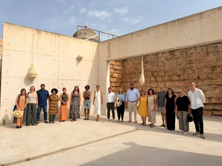 La biennal d’art contemporani i artesania A media lumbre arriba a Mallorca amb tres exposicions