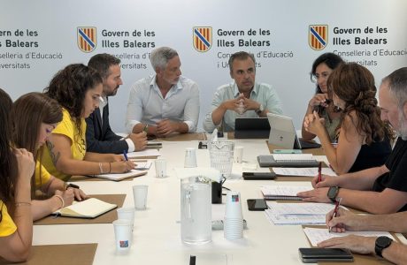 Reunió entre la Conselleria d'Educació i els representants de la Xarxa 0-3