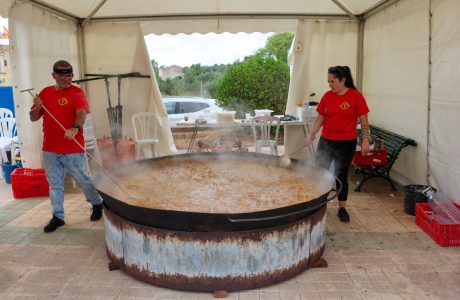 Celebració de la festa de Sant Miquel a la plaça de Calonge