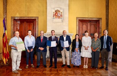 Signatura de l'acord entre el Consell de Mallorca i l'Ajuntament de Palma per a la cessió dels terrenys de Cala Major