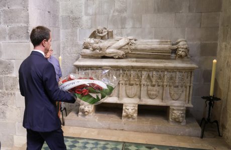 Representació històrica de la coronació de Jaume II a l'església de Santa Eulàlia de Palma