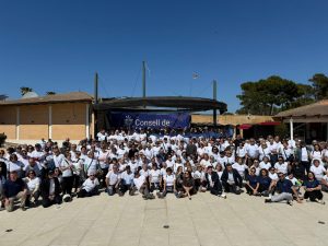 El Consell obre la inscripció de 1.000 places per a les Estades de la Gent Gran a Cala Mandia per 84,10 euros