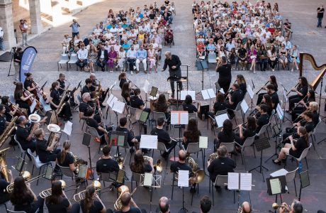 Concert de la Banda Simfònica de les Illes Balears al Pati dels Homes del Centre Cultural la Misericòrdia de Palma.