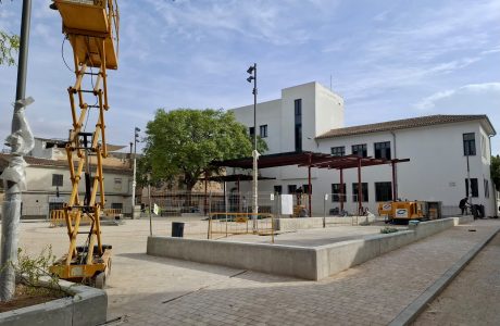 Obres de reforma a la plaça de sa Torre de Manacor