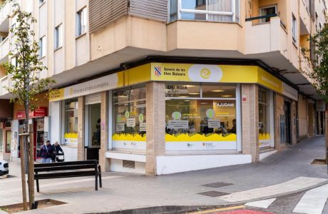 Atenció al públic en una Oficina per a la Transició Energètica