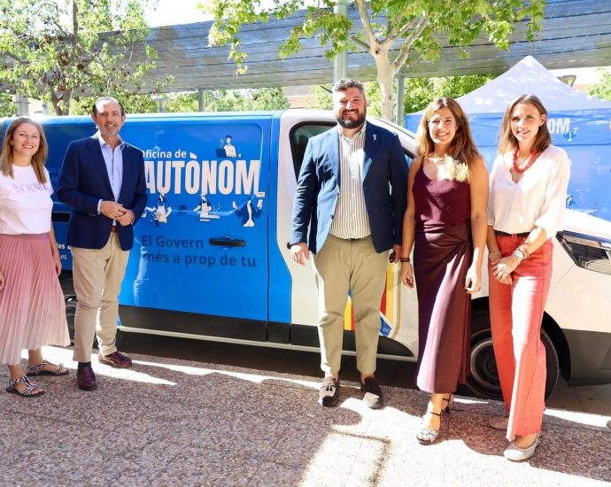 Assessorament a treballadors autònoms en la nova oficina itinerant del Govern