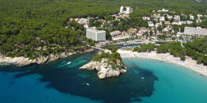 Recursos Hídrics autoritza la primera fase per renovar la xarxa d’aigua de Cala Galdana