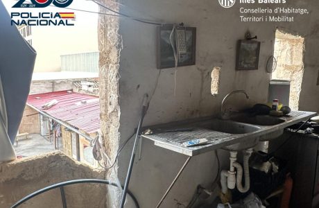 Imatge d'arxiu d'una inspecció d'habitatge