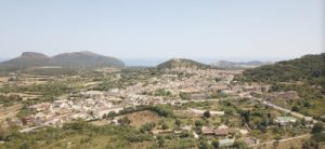 Capdepera destinarà 2,7 milions del superàvit del 2025 a carrers, voravies i una fotovoltaica al poliesportiu