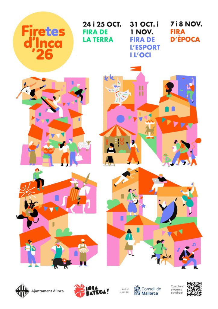 Fira infantil amb atraccions i paradetes a la plaça d'Inca, ambient festiu