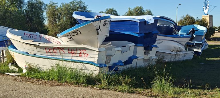 PortsIB declara abandonades 24 pasteres i 11 motors del port de la Colònia de Sant Jordi
